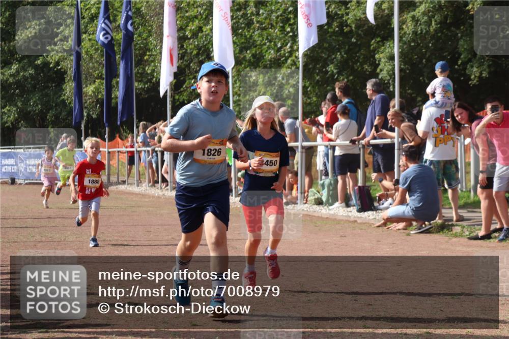 08.09.2024 - Airport Race Strokosch-Dieckow http://msf.ph/oto/7008979 08.09.2024 11:29:13 Ziel 1686, 1765, 1800, 1826, 1888, 1913, 3411, 3437, 3450 meine-sportfotos.de