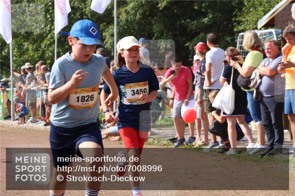 08.09.2024 - Airport Race Strokosch-Dieckow http://msf.ph/oto/7008996 08.09.2024 11:29:14 Ziel 1686, 1711, 1800, 1826, 1888, 1913, 3437, 3450 meine-sportfotos.de