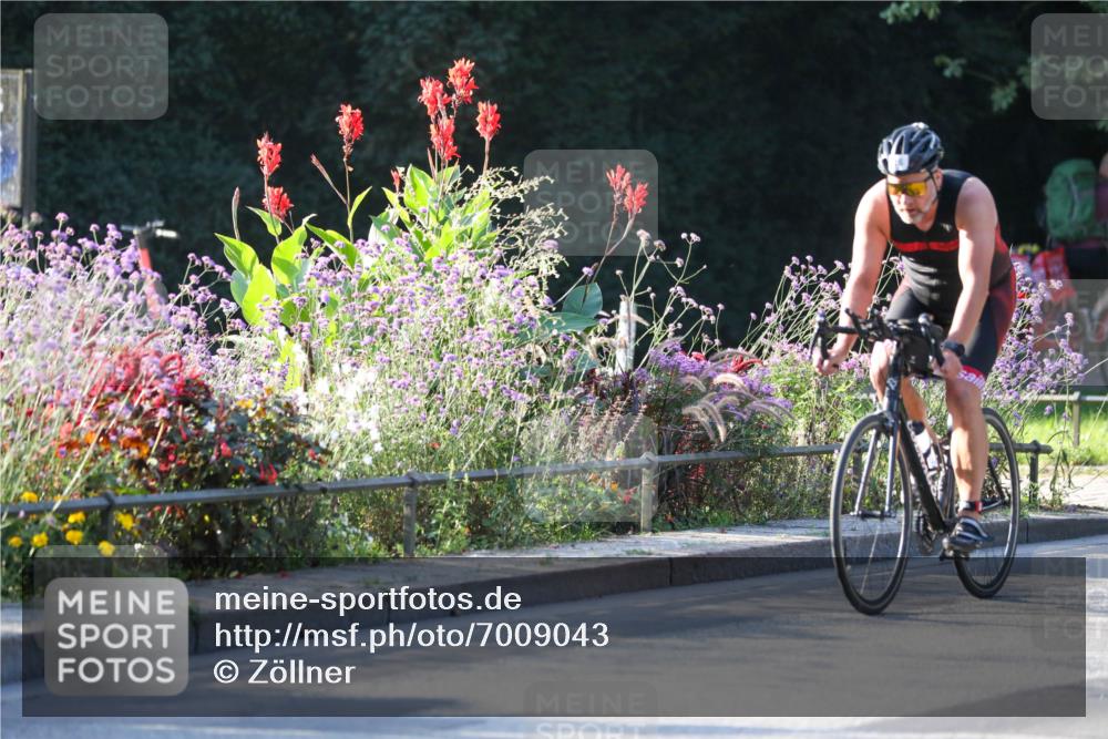 08.09.2024 - Stadtparktriathlon Zöllner http://msf.ph/oto/7009043 08.09.2024 08:54:05 Radfahren 16, 64, 69 meine-sportfotos.de