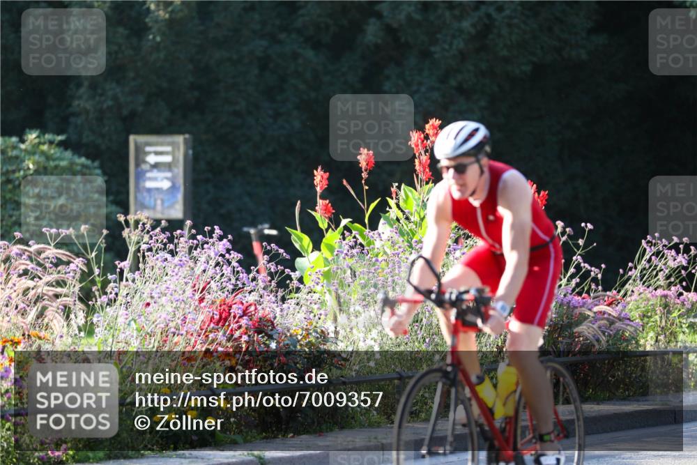 08.09.2024 - Stadtparktriathlon Zöllner http://msf.ph/oto/7009357 08.09.2024 08:55:52 Radfahren 2, 19, 49, 86 meine-sportfotos.de