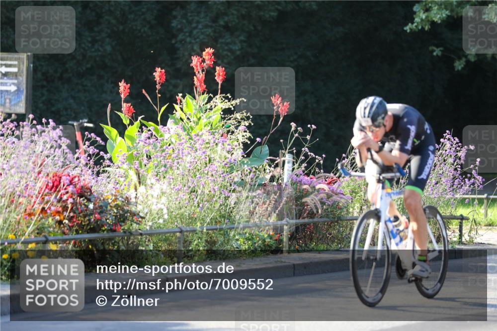 08.09.2024 - Stadtparktriathlon Zöllner http://msf.ph/oto/7009552 08.09.2024 08:56:18 Radfahren 22, 68, 75 meine-sportfotos.de