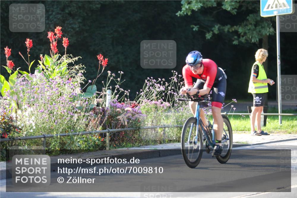 08.09.2024 - Stadtparktriathlon Zöllner http://msf.ph/oto/7009810 08.09.2024 08:57:16 Radfahren 39, 78, 80 meine-sportfotos.de