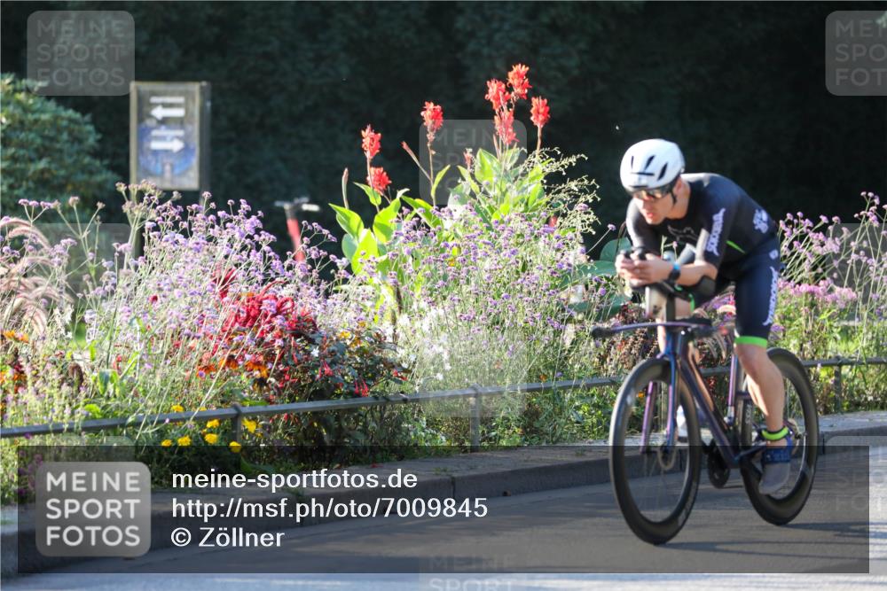 08.09.2024 - Stadtparktriathlon Zöllner http://msf.ph/oto/7009845 08.09.2024 08:57:19 Radfahren 39, 78, 80 meine-sportfotos.de
