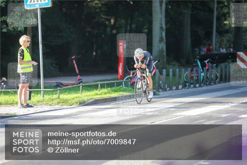 08.09.2024 - Stadtparktriathlon Zöllner http://msf.ph/oto/7009847 08.09.2024 08:57:25 Radfahren 25, 26, 71, 80, 83 meine-sportfotos.de