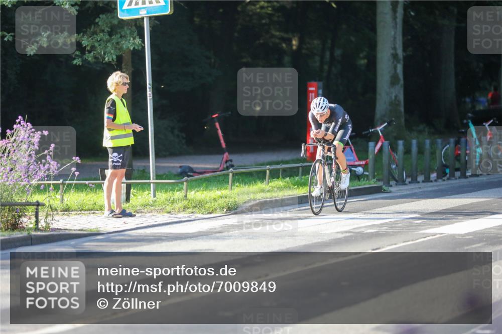08.09.2024 - Stadtparktriathlon Zöllner http://msf.ph/oto/7009849 08.09.2024 08:57:26 Radfahren 25, 26, 71, 80, 83 meine-sportfotos.de