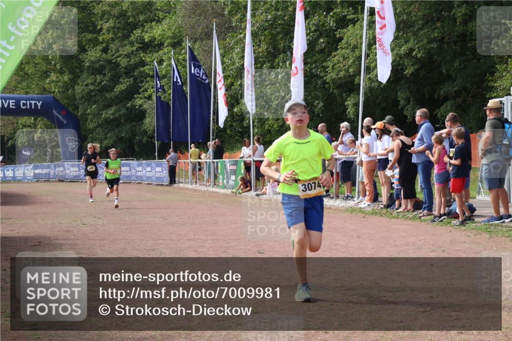 08.09.2024 - Airport Race Strokosch-Dieckow http://msf.ph/oto/7009981 08.09.2024 12:03:12 Ziel 2614, 3074, 3081 meine-sportfotos.de