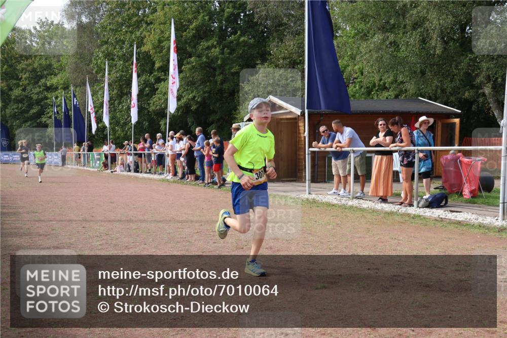 08.09.2024 - Airport Race Strokosch-Dieckow http://msf.ph/oto/7010064 08.09.2024 12:03:13 Ziel 2614, 3074, 3081 meine-sportfotos.de