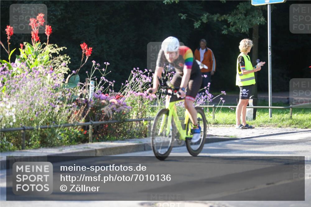 08.09.2024 - Stadtparktriathlon Zöllner http://msf.ph/oto/7010136 08.09.2024 08:58:14 Radfahren 23, 35, 37, 72 meine-sportfotos.de