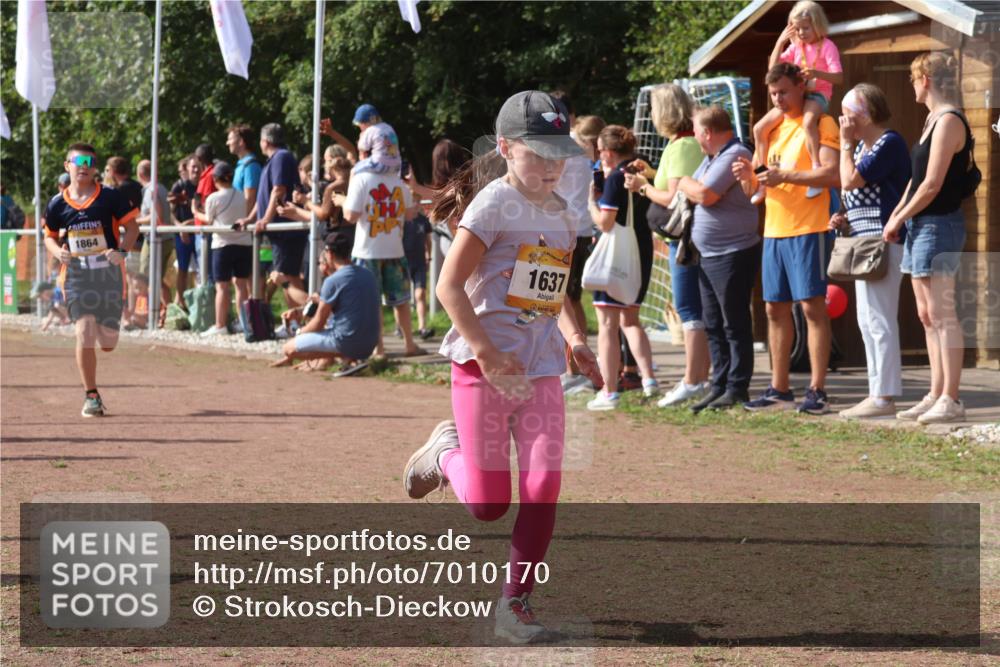 08.09.2024 - Airport Race Strokosch-Dieckow http://msf.ph/oto/7010170 08.09.2024 11:29:37 Ziel 1634, 1635, 1636, 1637, 1641, 1667, 1769, 1772, 1789, 1791, 1836, 1849, 1864, 1891, 1916, 1922, 3434 meine-sportfotos.de
