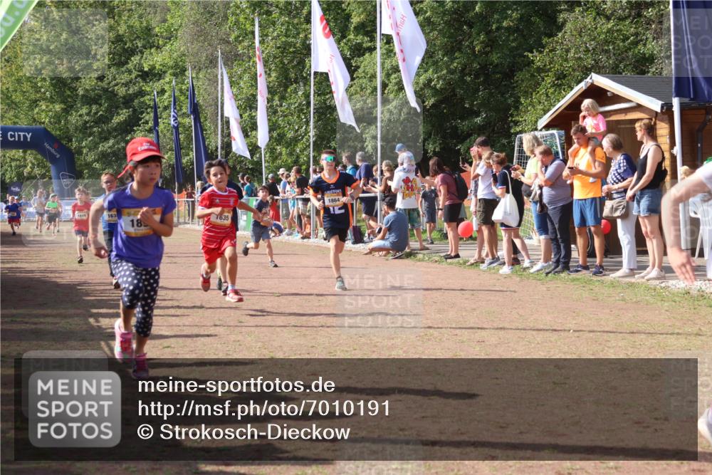 08.09.2024 - Airport Race Strokosch-Dieckow http://msf.ph/oto/7010191 08.09.2024 11:29:38 Ziel 1634, 1635, 1636, 1637, 1667, 1769, 1772, 1789, 1791, 1836, 1849, 1864, 1891, 1916, 1922, 3434 meine-sportfotos.de
