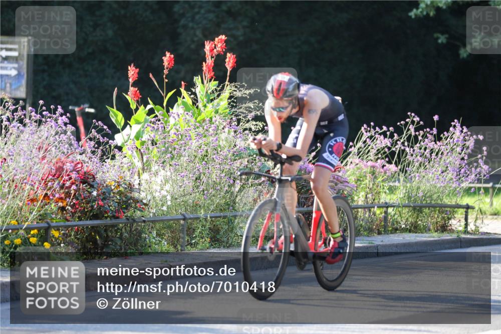 08.09.2024 - Stadtparktriathlon Zöllner http://msf.ph/oto/7010418 08.09.2024 08:58:52 Radfahren 3, 10, 27, 28 meine-sportfotos.de