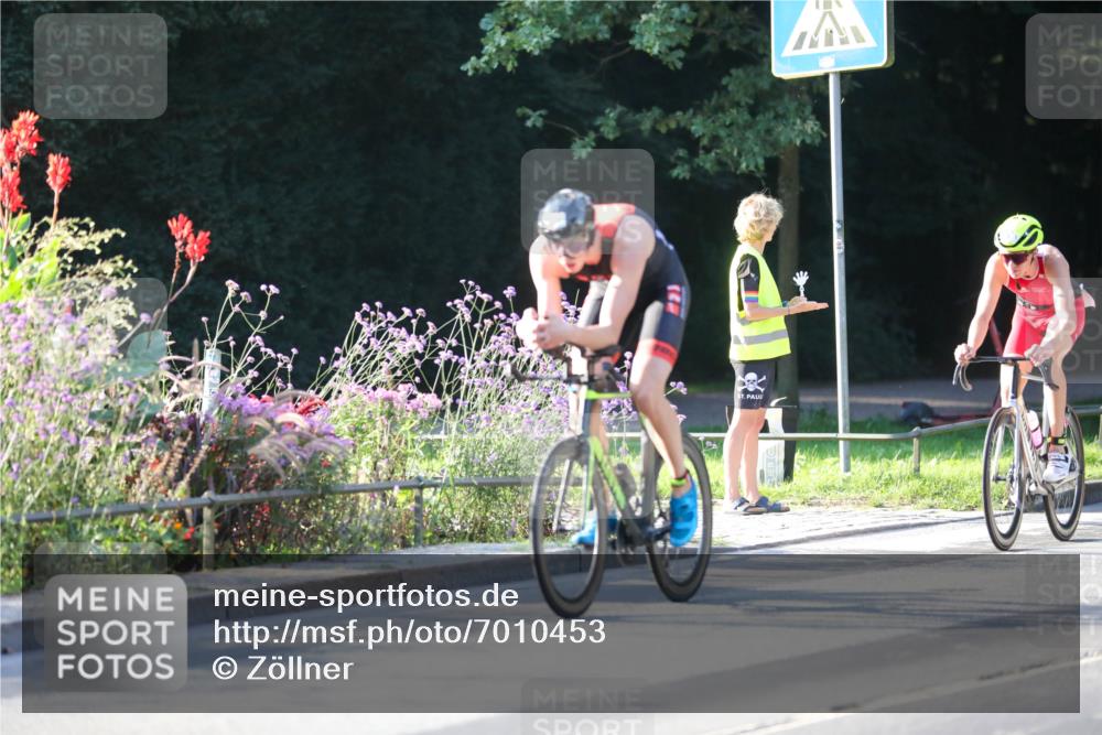 08.09.2024 - Stadtparktriathlon Zöllner http://msf.ph/oto/7010453 08.09.2024 08:59:03 Radfahren 3, 8, 10, 42 meine-sportfotos.de