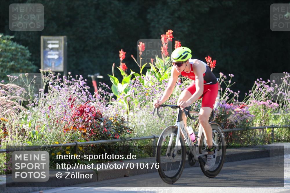08.09.2024 - Stadtparktriathlon Zöllner http://msf.ph/oto/7010476 08.09.2024 08:59:04 Radfahren 3, 8, 10, 42 meine-sportfotos.de