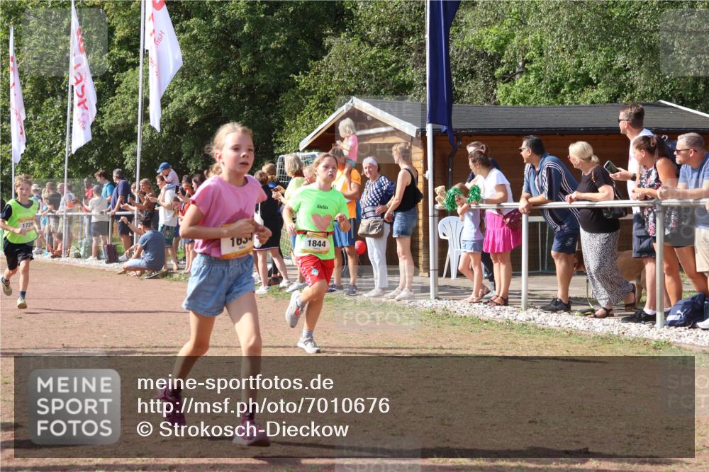 08.09.2024 - Airport Race Strokosch-Dieckow http://msf.ph/oto/7010676 08.09.2024 11:29:46 Ziel 1634, 1665, 1673, 1681, 1712, 1720, 1728, 1769, 1789, 1836, 1841, 1842, 1844, 1868, 1879, 1903, 1916, 1925, 1928, 3434 meine-sportfotos.de