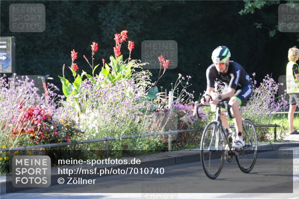 08.09.2024 - Stadtparktriathlon Zöllner http://msf.ph/oto/7010740 08.09.2024 09:00:51 Radfahren 6, 14, 17, 64 meine-sportfotos.de