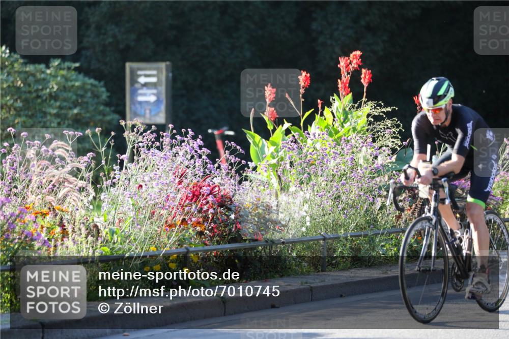 08.09.2024 - Stadtparktriathlon Zöllner http://msf.ph/oto/7010745 08.09.2024 09:00:51 Radfahren 6, 14, 17, 64 meine-sportfotos.de