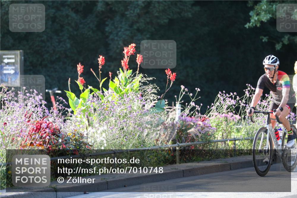 08.09.2024 - Stadtparktriathlon Zöllner http://msf.ph/oto/7010748 08.09.2024 09:00:53 Radfahren 6, 14, 17, 64 meine-sportfotos.de