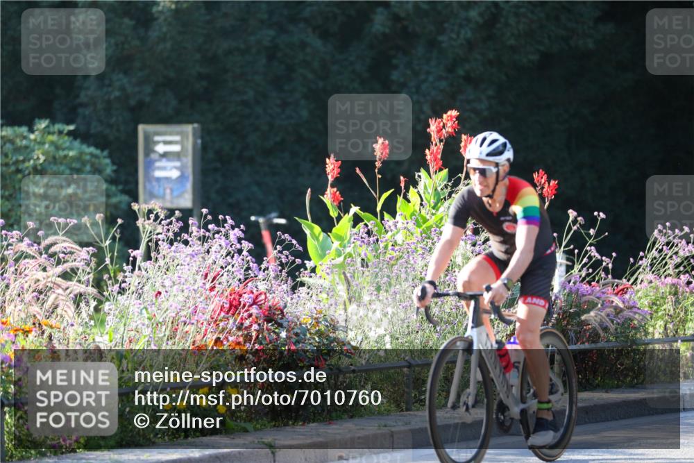 08.09.2024 - Stadtparktriathlon Zöllner http://msf.ph/oto/7010760 08.09.2024 09:00:53 Radfahren 6, 14, 17, 64 meine-sportfotos.de