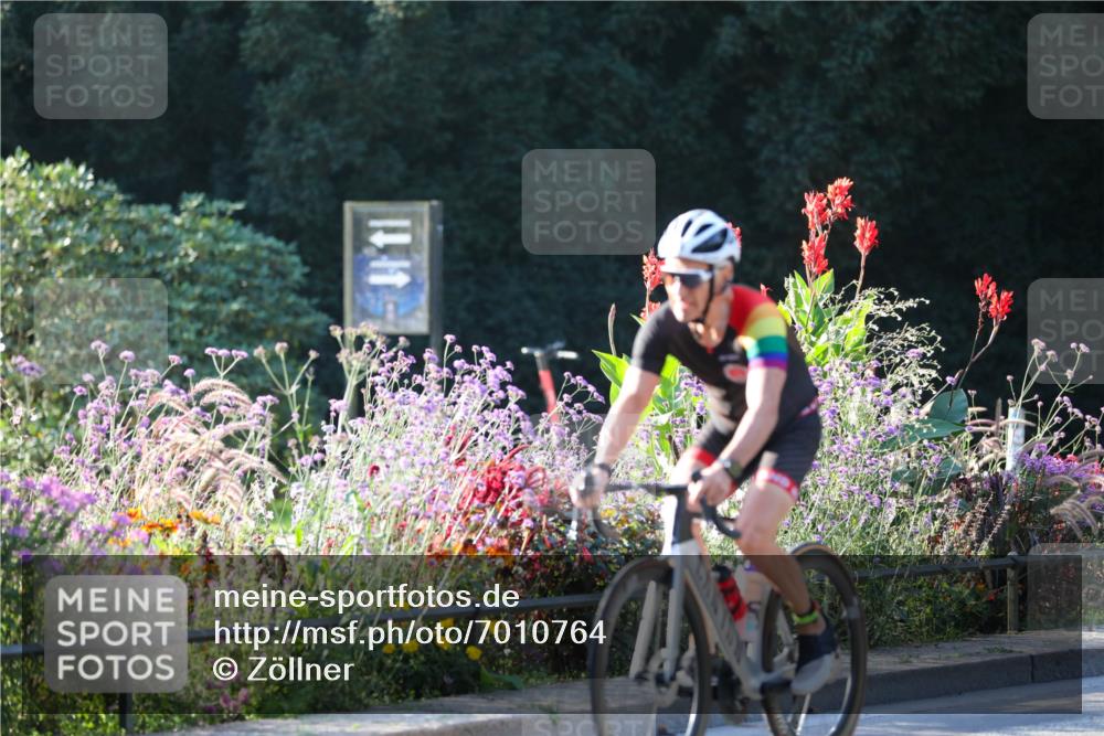 08.09.2024 - Stadtparktriathlon Zöllner http://msf.ph/oto/7010764 08.09.2024 09:00:53 Radfahren 6, 14, 17, 64 meine-sportfotos.de