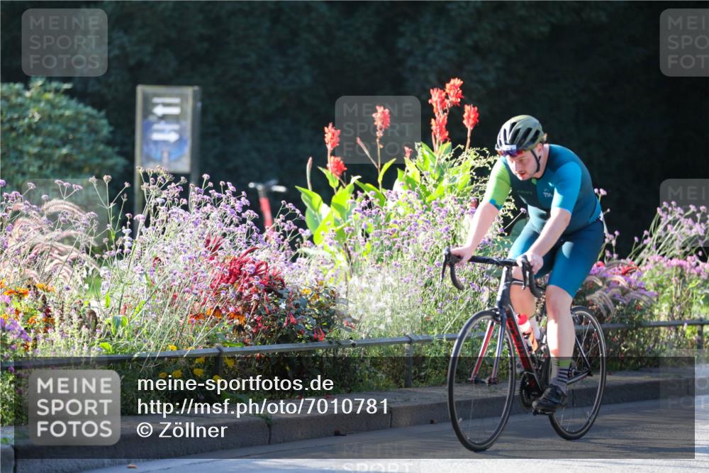 08.09.2024 - Stadtparktriathlon Zöllner http://msf.ph/oto/7010781 08.09.2024 09:01:02 Radfahren 16, 38, 64, 65, 114 meine-sportfotos.de