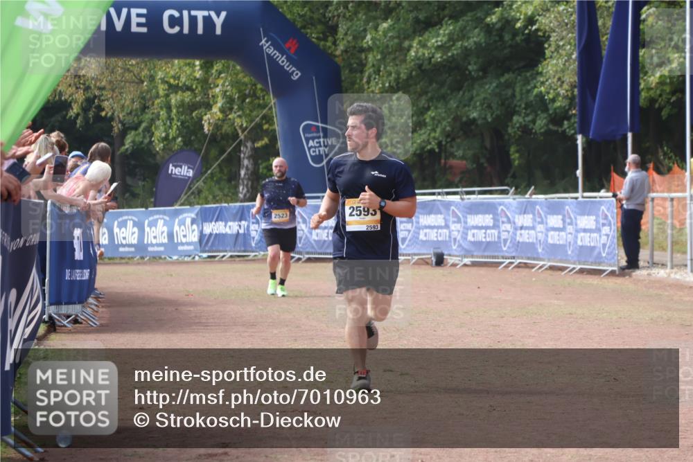 08.09.2024 - Airport Race Strokosch-Dieckow http://msf.ph/oto/7010963 08.09.2024 12:03:47 Ziel 2523, 2593, 2678 meine-sportfotos.de