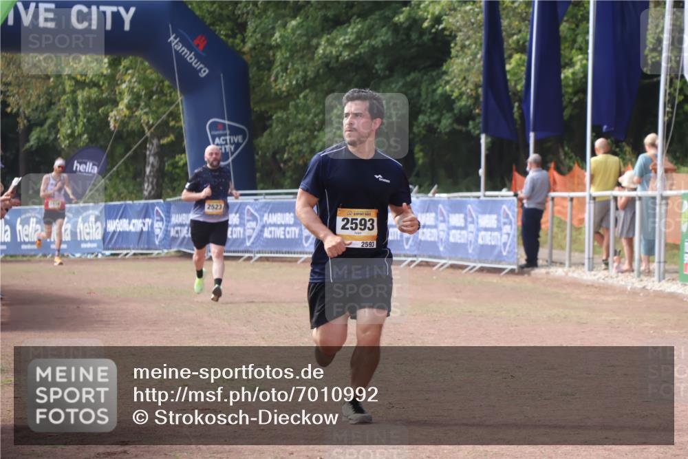08.09.2024 - Airport Race Strokosch-Dieckow http://msf.ph/oto/7010992 08.09.2024 12:03:48 Ziel 2523, 2593, 2678 meine-sportfotos.de