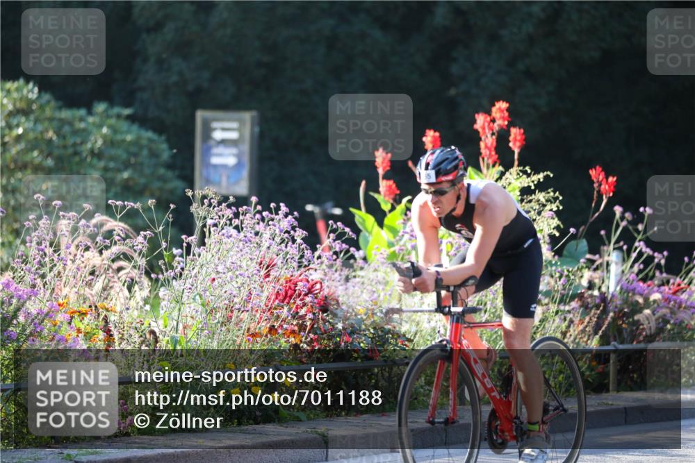 08.09.2024 - Stadtparktriathlon Zöllner http://msf.ph/oto/7011188 08.09.2024 09:04:10 Radfahren 23, 55, 113, 117, 119, 128 meine-sportfotos.de