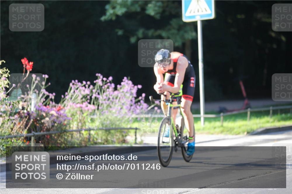 08.09.2024 - Stadtparktriathlon Zöllner http://msf.ph/oto/7011246 08.09.2024 09:04:36 Radfahren 8, 10, 41 meine-sportfotos.de