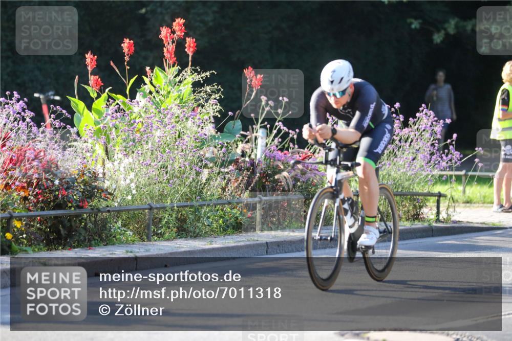 08.09.2024 - Stadtparktriathlon Zöllner http://msf.ph/oto/7011318 08.09.2024 09:04:58 Radfahren 27, 28, 74, 121, 124 meine-sportfotos.de