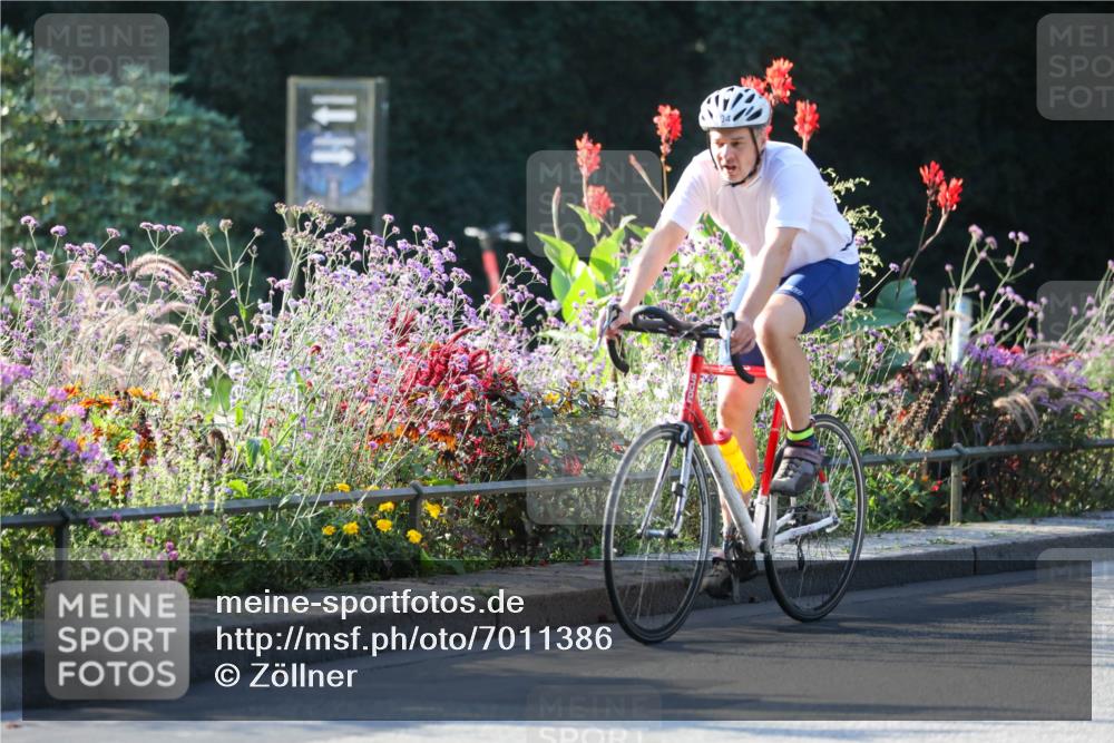 08.09.2024 - Stadtparktriathlon Zöllner http://msf.ph/oto/7011386 08.09.2024 09:05:27 Radfahren 4, 24, 30, 45, 104 meine-sportfotos.de