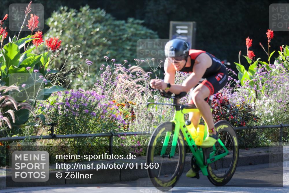 08.09.2024 - Stadtparktriathlon Zöllner http://msf.ph/oto/7011560 08.09.2024 09:06:44 Radfahren 38, 111, 114 meine-sportfotos.de