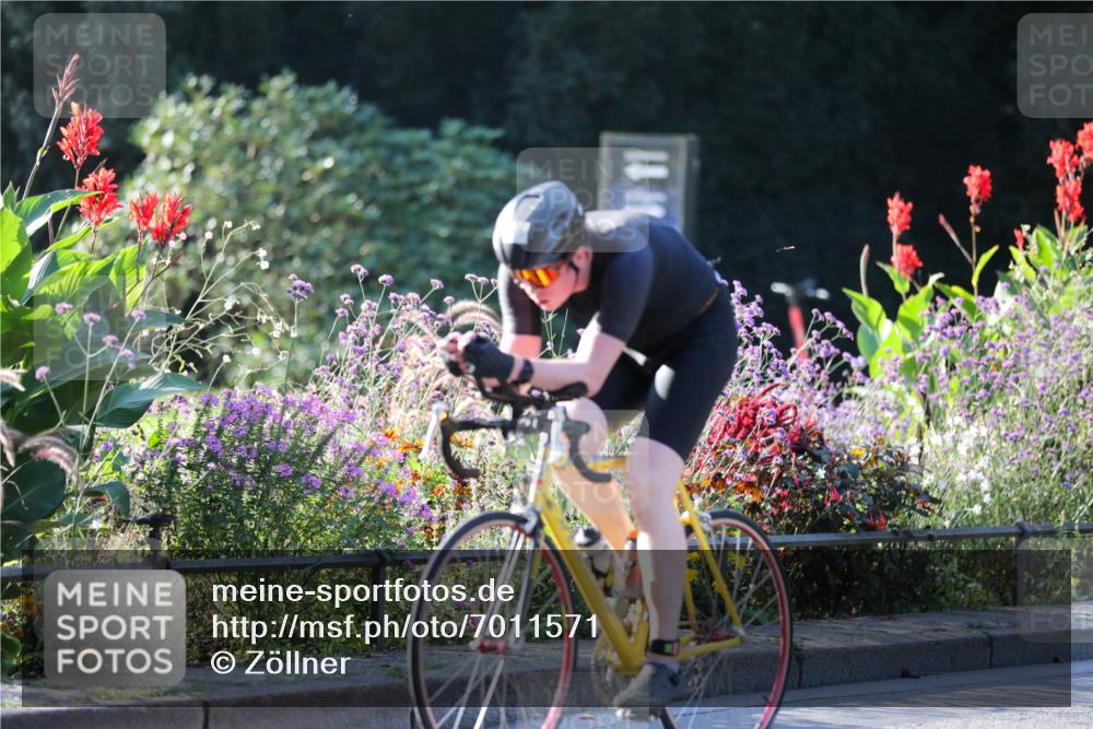 08.09.2024 - Stadtparktriathlon Zöllner http://msf.ph/oto/7011571 08.09.2024 09:06:54 Radfahren 111 meine-sportfotos.de