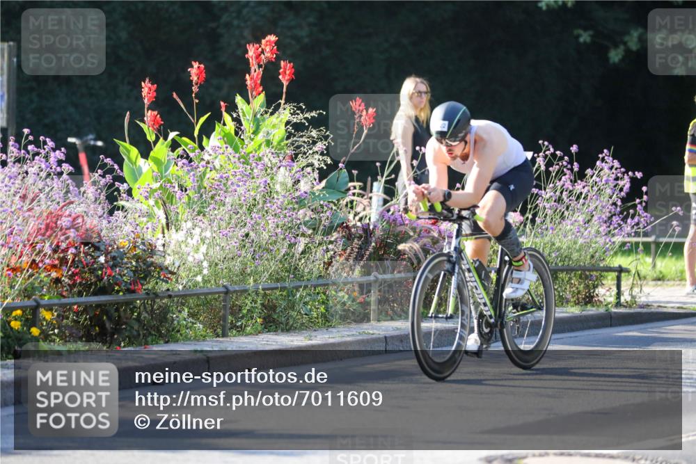 08.09.2024 - Stadtparktriathlon Zöllner http://msf.ph/oto/7011609 08.09.2024 09:07:28 Radfahren 1, 5, 6, 49, 59, 65, 122, 126 meine-sportfotos.de