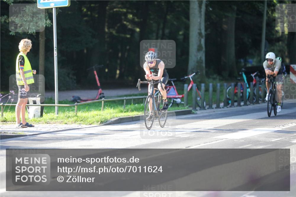 08.09.2024 - Stadtparktriathlon Zöllner http://msf.ph/oto/7011624 08.09.2024 09:07:33 Radfahren 1, 5, 6, 14, 49, 59, 65, 126 meine-sportfotos.de
