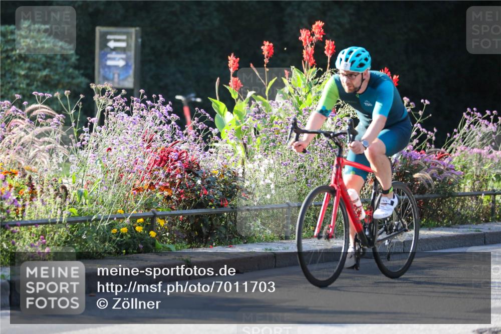 08.09.2024 - Stadtparktriathlon Zöllner http://msf.ph/oto/7011703 08.09.2024 09:07:52 Radfahren 46, 64, 67, 92 meine-sportfotos.de