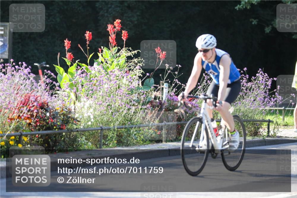 08.09.2024 - Stadtparktriathlon Zöllner http://msf.ph/oto/7011759 08.09.2024 09:08:22 Radfahren 50, 51, 62, 102, 103, 158 meine-sportfotos.de