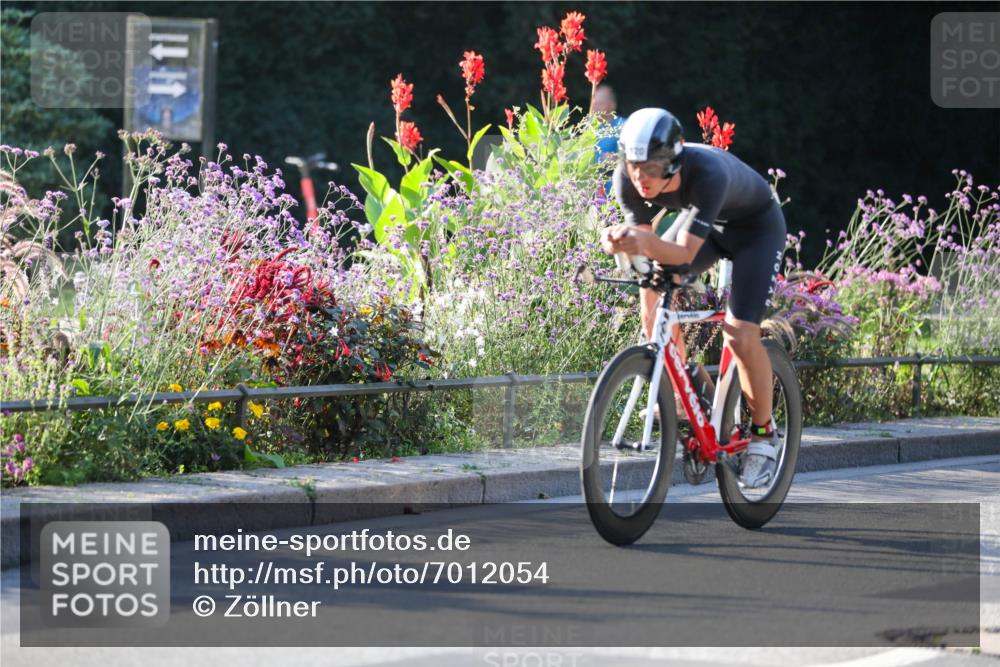 08.09.2024 - Stadtparktriathlon Zöllner http://msf.ph/oto/7012054 08.09.2024 09:09:05 Radfahren 32, 66, 120 meine-sportfotos.de
