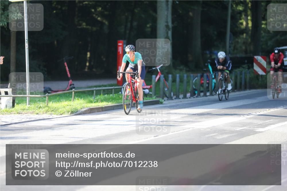 08.09.2024 - Stadtparktriathlon Zöllner http://msf.ph/oto/7012238 08.09.2024 09:09:46 Radfahren 31, 37, 80, 100, 108, 113, 125 meine-sportfotos.de