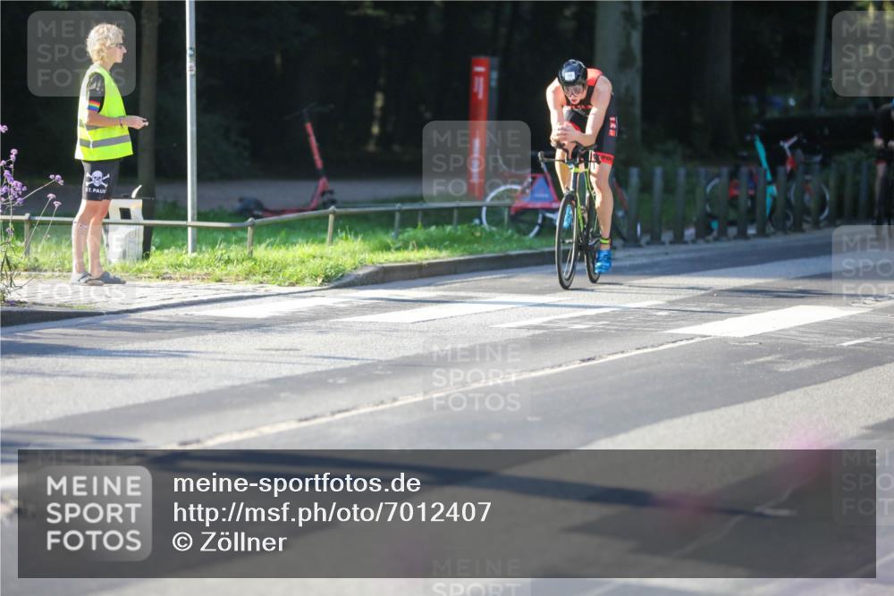08.09.2024 - Stadtparktriathlon Zöllner http://msf.ph/oto/7012407 08.09.2024 09:10:04 Radfahren 10, 20, 69, 71, 87, 94, 98 meine-sportfotos.de