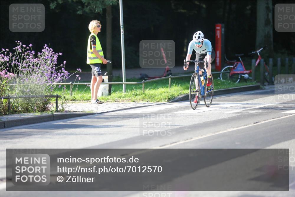 08.09.2024 - Stadtparktriathlon Zöllner http://msf.ph/oto/7012570 08.09.2024 09:10:49 Radfahren 57, 85, 97, 121, 159 meine-sportfotos.de