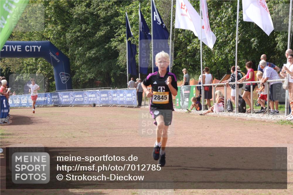 08.09.2024 - Airport Race Strokosch-Dieckow http://msf.ph/oto/7012785 08.09.2024 12:04:52 Ziel 2845, 2857 meine-sportfotos.de