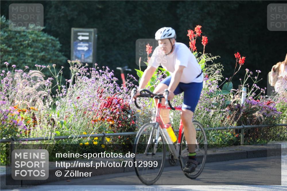 08.09.2024 - Stadtparktriathlon Zöllner http://msf.ph/oto/7012999 08.09.2024 09:12:38 Radfahren 68, 82, 88, 104, 132, 150, 171 meine-sportfotos.de