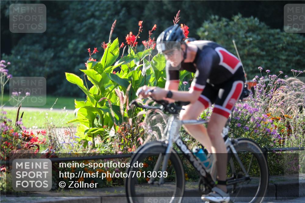 08.09.2024 - Stadtparktriathlon Zöllner http://msf.ph/oto/7013039 08.09.2024 09:12:46 Radfahren 19, 58, 68, 82, 88, 156, 171 meine-sportfotos.de
