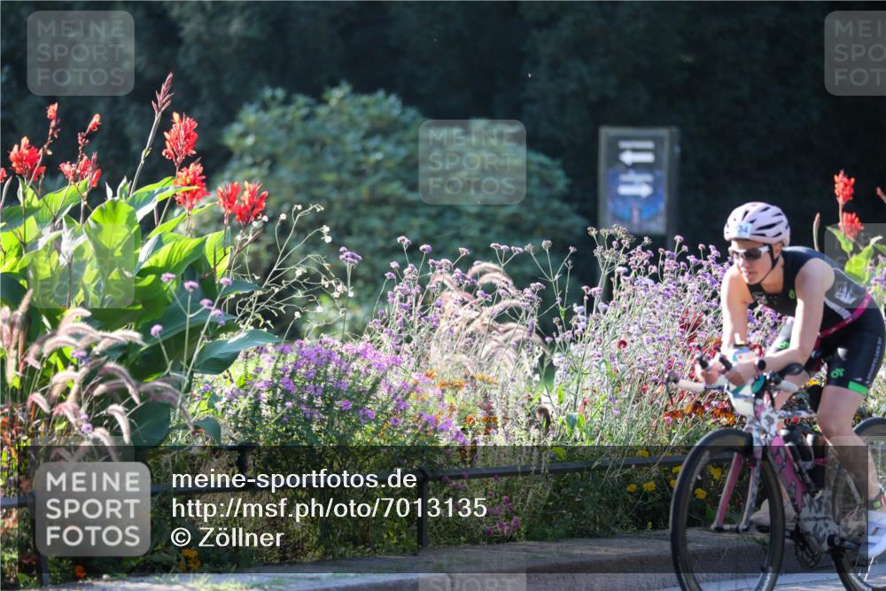08.09.2024 - Stadtparktriathlon Zöllner http://msf.ph/oto/7013135 08.09.2024 09:13:16 Radfahren 49, 92, 106, 134, 175 meine-sportfotos.de