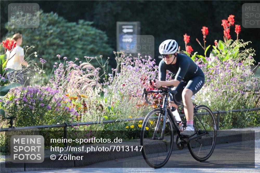 08.09.2024 - Stadtparktriathlon Zöllner http://msf.ph/oto/7013147 08.09.2024 09:13:24 Radfahren 1, 5, 49, 59, 92, 106, 122, 175 meine-sportfotos.de