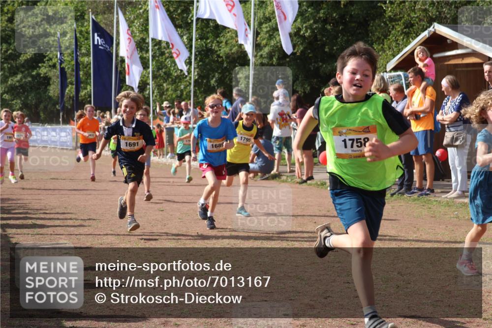 08.09.2024 - Airport Race Strokosch-Dieckow http://msf.ph/oto/7013167 08.09.2024 11:30:30 Ziel 1610, 1661, 1663, 1679, 1689, 1691, 1695, 1725, 1737, 1756, 1758, 1774, 1794, 1795, 1901, 1936, 3433 meine-sportfotos.de