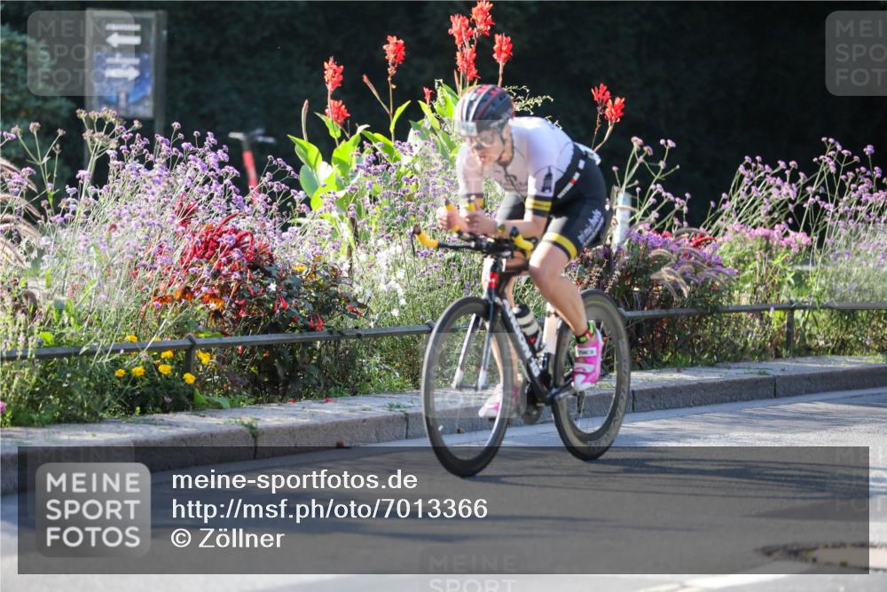 08.09.2024 - Stadtparktriathlon Zöllner http://msf.ph/oto/7013366 08.09.2024 09:14:18 Radfahren 6, 14, 22, 39, 48, 51, 77, 102, 105, 110, 143, 158, 162, 166 meine-sportfotos.de