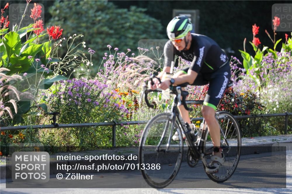08.09.2024 - Stadtparktriathlon Zöllner http://msf.ph/oto/7013386 08.09.2024 09:14:23 Radfahren 6, 14, 22, 48, 50, 51, 110 meine-sportfotos.de