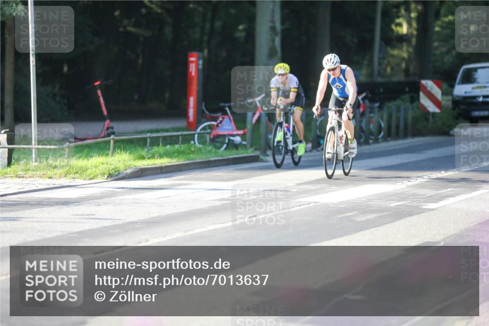 08.09.2024 - Stadtparktriathlon Zöllner http://msf.ph/oto/7013637 08.09.2024 09:15:04 Radfahren 15, 16, 21, 35, 40, 44, 63, 76, 103, 160, 178 meine-sportfotos.de