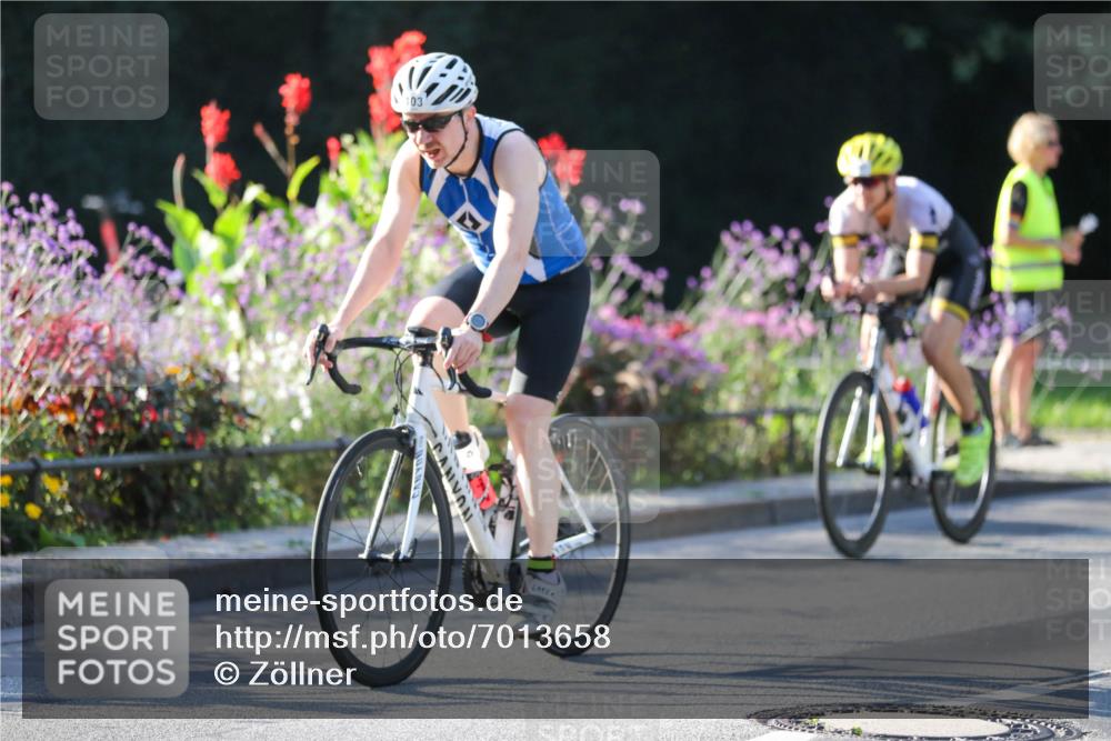 08.09.2024 - Stadtparktriathlon Zöllner http://msf.ph/oto/7013658 08.09.2024 09:15:06 Radfahren 15, 21, 35, 40, 44, 54, 63, 76, 103, 160 meine-sportfotos.de